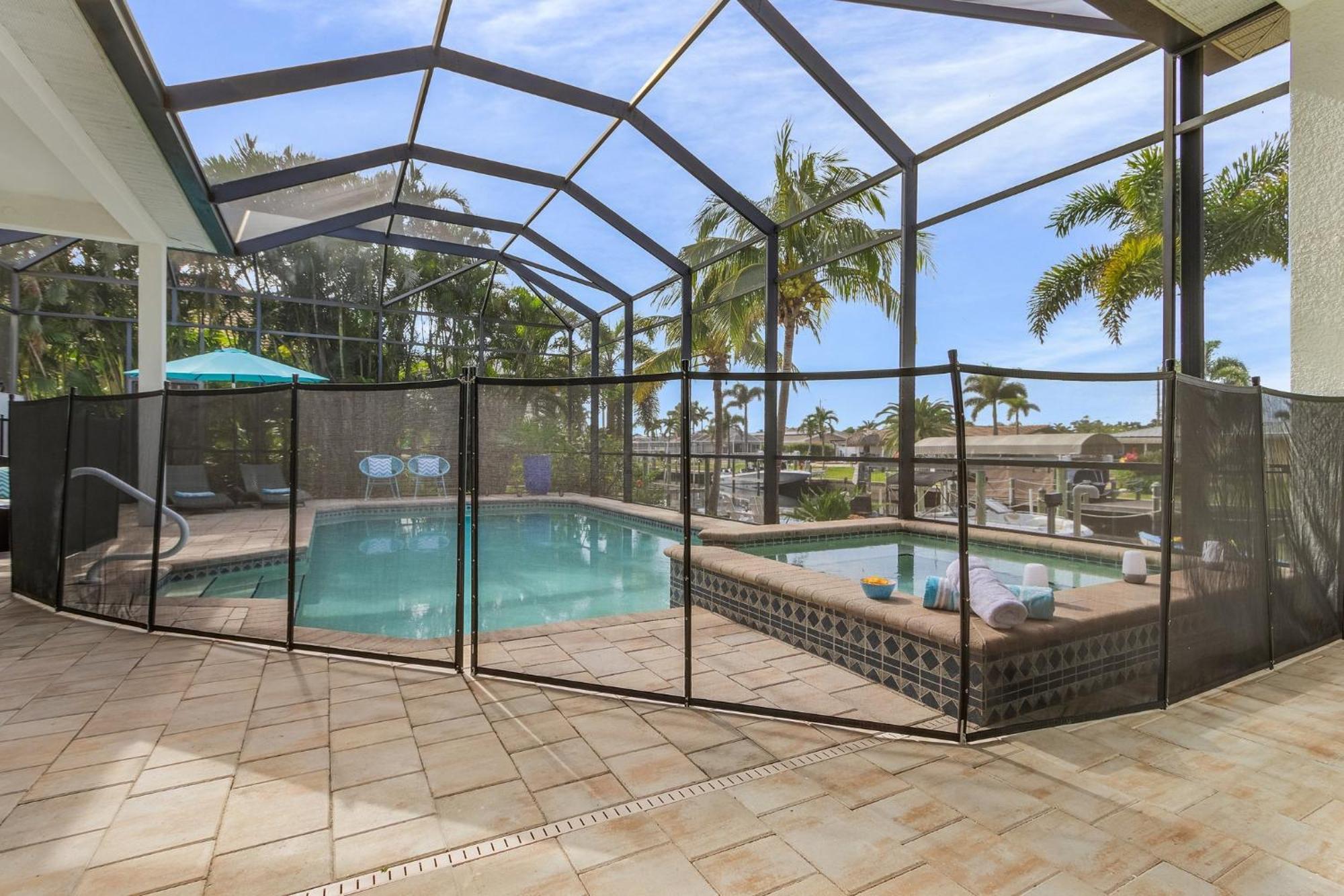 Villa Azurro, Cape Coral Exteriör bild